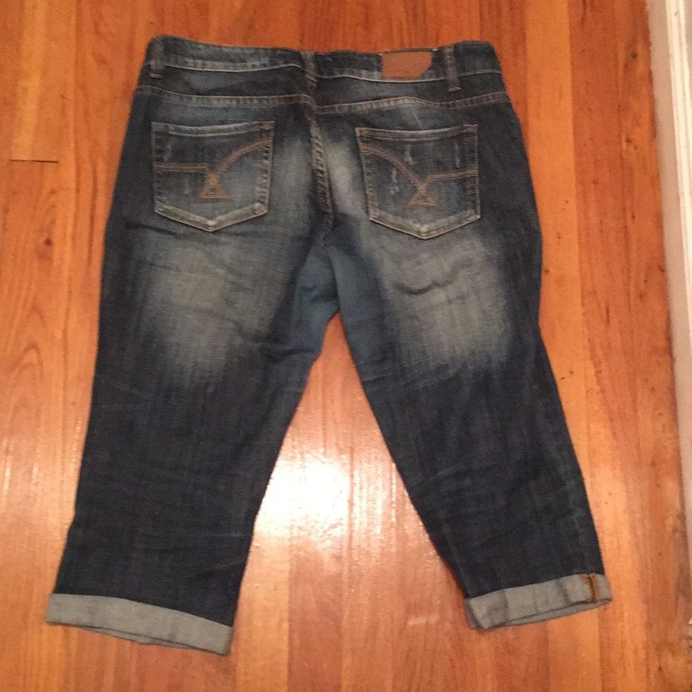 Jean Capris - image 5